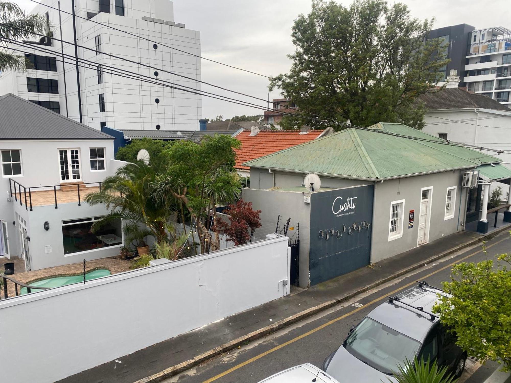 Private Room In Green Point - Atlantic Seaboard - ケープタウン エクステリア 写真